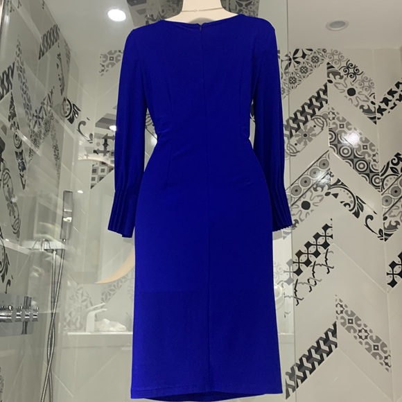 NWT🌸Made in🇨🇦Stunning Royal Blue Long Pleated Sleeves Dress - Picture 6 of 14